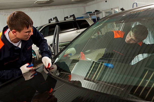 Windshield Repair Torrance CA - Expert Auto Glass Repair and Replacement Services By Redondo Beach Mobile Auto Glass